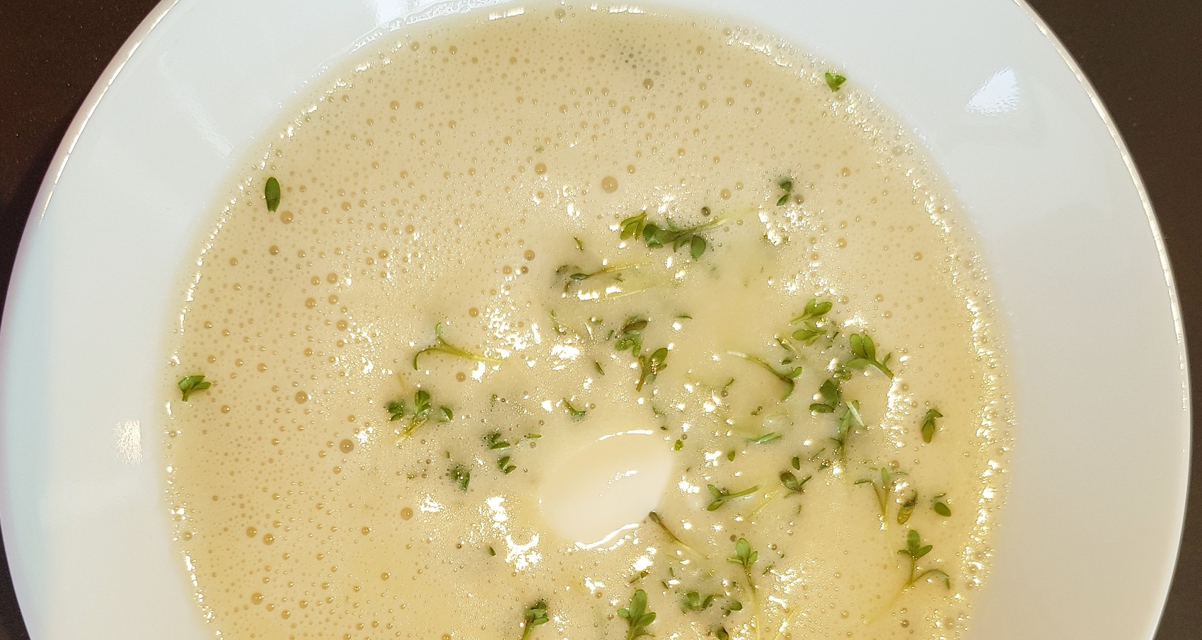 Simple Potato Fresh Herbs soup ⋆ Seasons in Garden