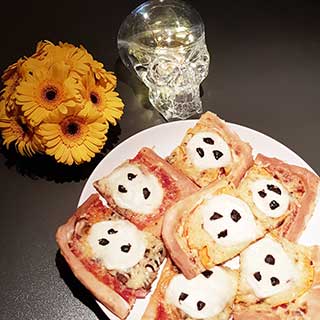 BOO-licious pizza